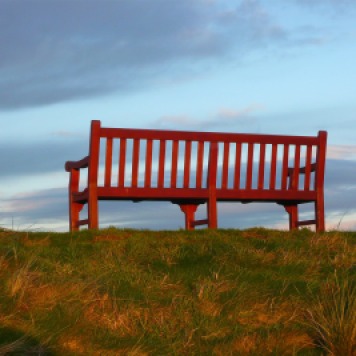 bench-185234_1920
